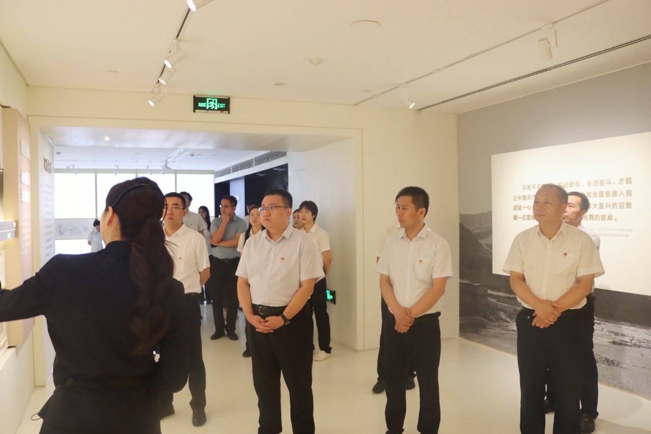 1717461771925235.jpg 631.jpg